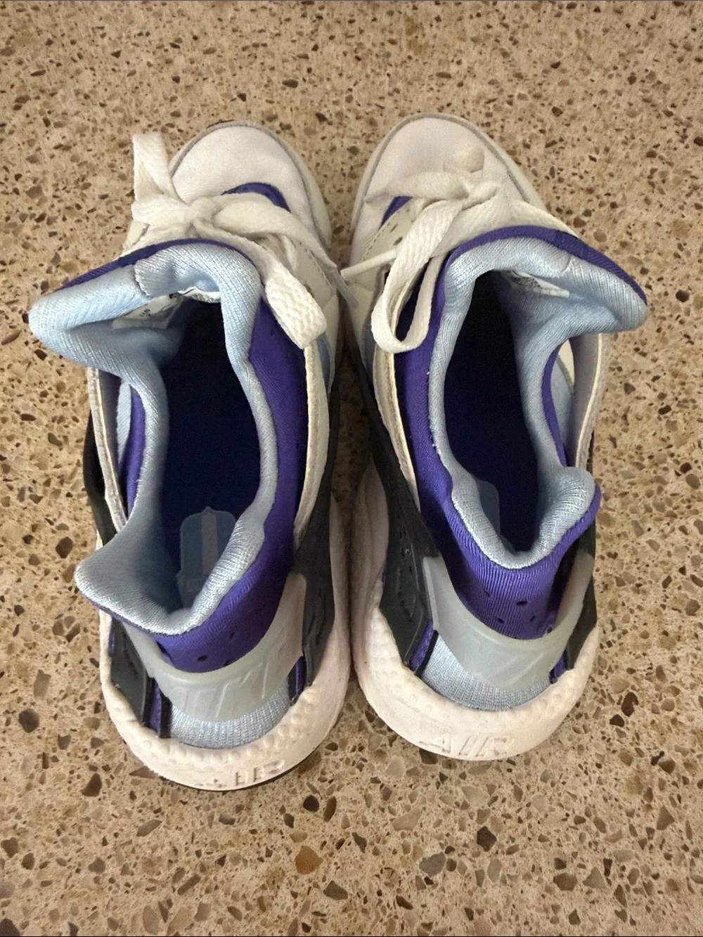 Nike Air Huarache White/Blue Sneakers size 7